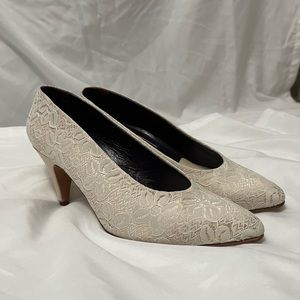 Womens Heels Size 6.5 by Phyllis Poland